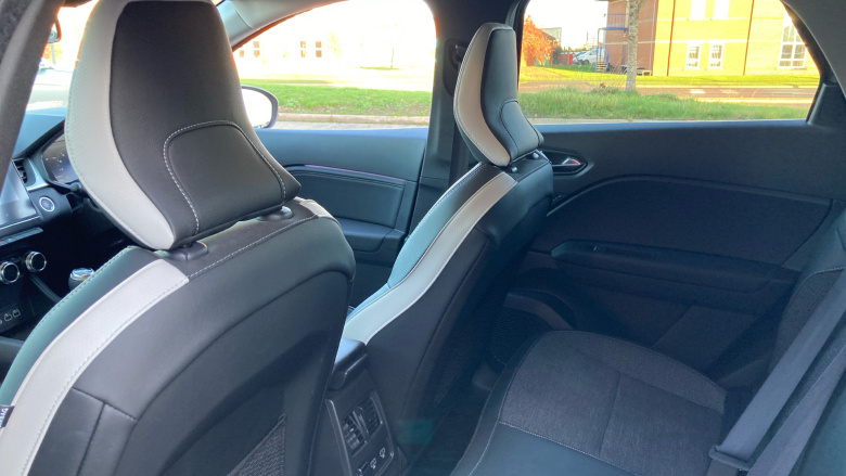 Renault Captur 1.0 TCE 90 Techno 5dr Petrol Hatchback